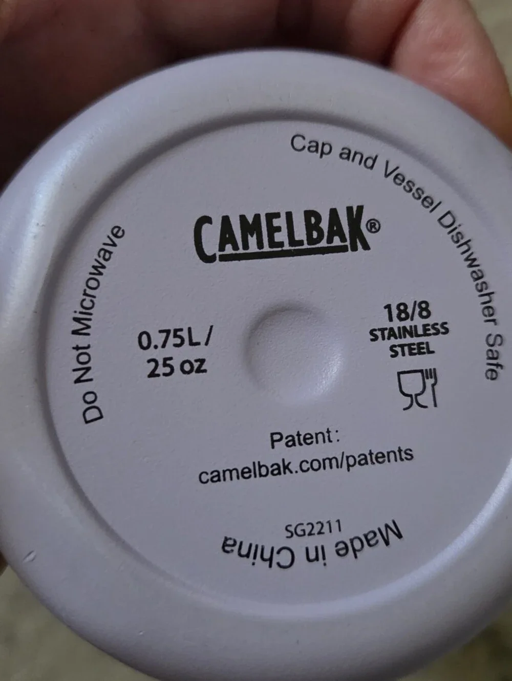 Camelbak Gradient Insulated Bottles in Lavender and Peach-Orange
